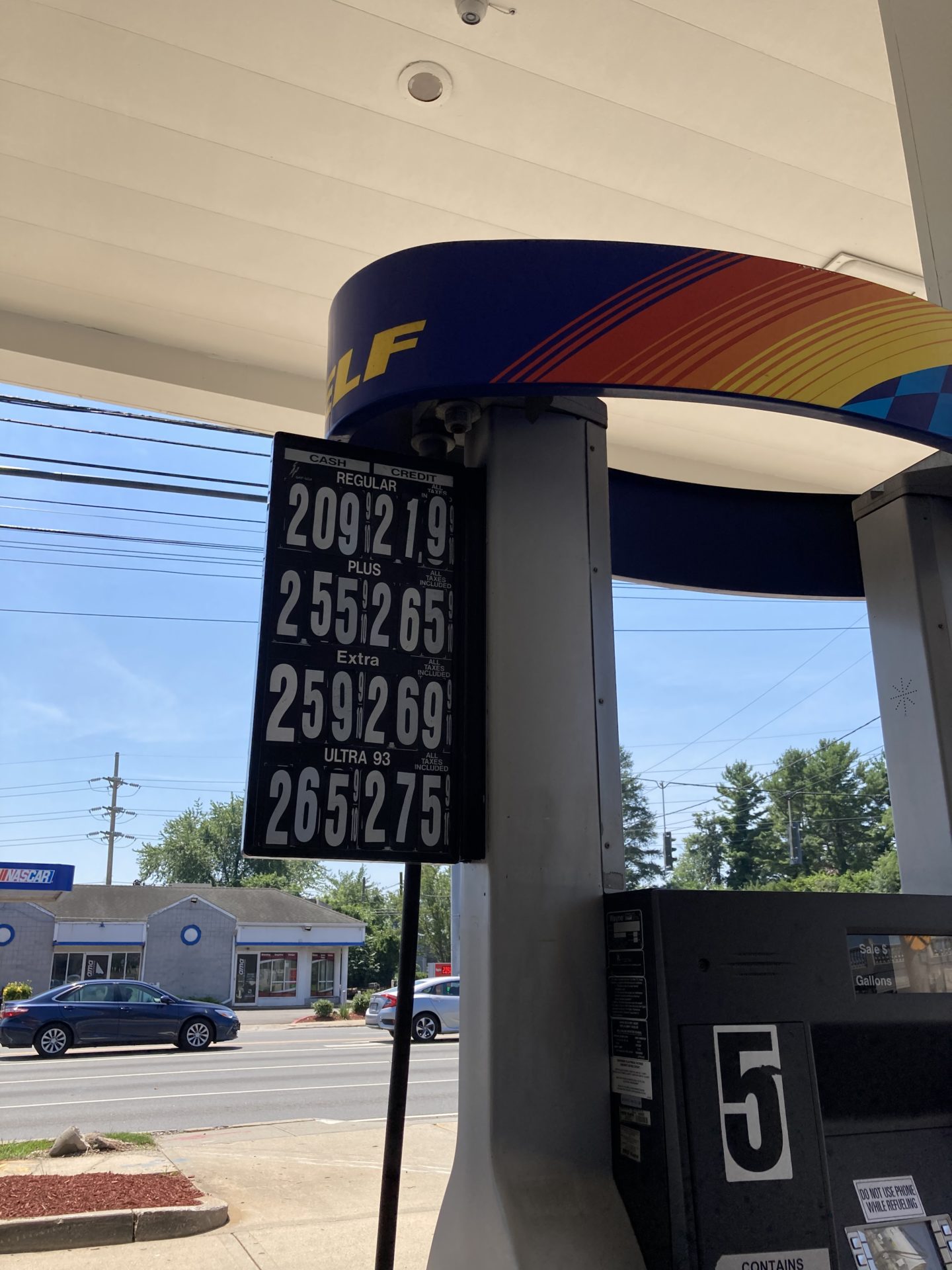 セルフガソリンスタンド「SUNOCO」でのガソリンの入れ方｜アメリカ駐在生活