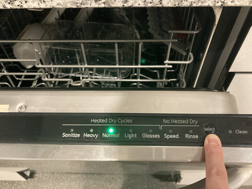 アメリカの食洗機の使い方【我が家のディッシュウォッシャーを紹介】